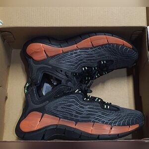Reebok Zig Kinetica II "Black Orange Flare" FX9349 - Kids Size 5.5 - NWT